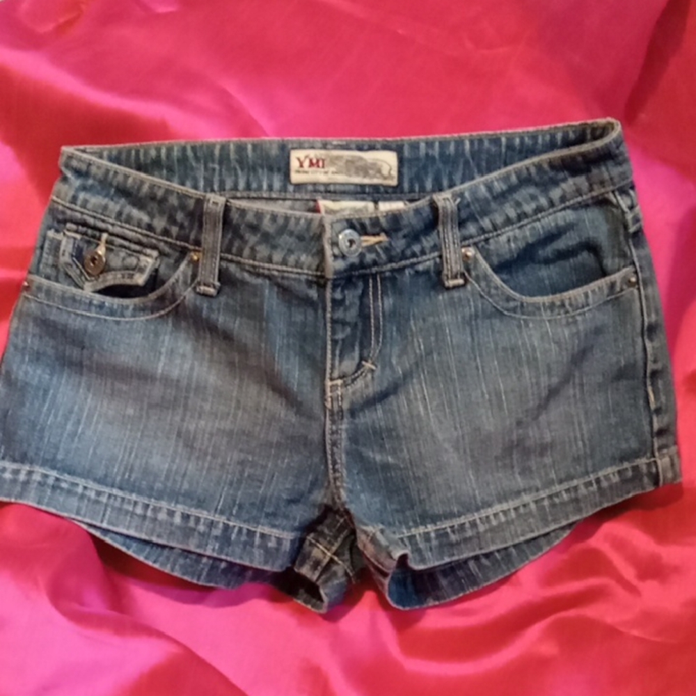 YMI From Los Angeles Jean Shorts Size 7